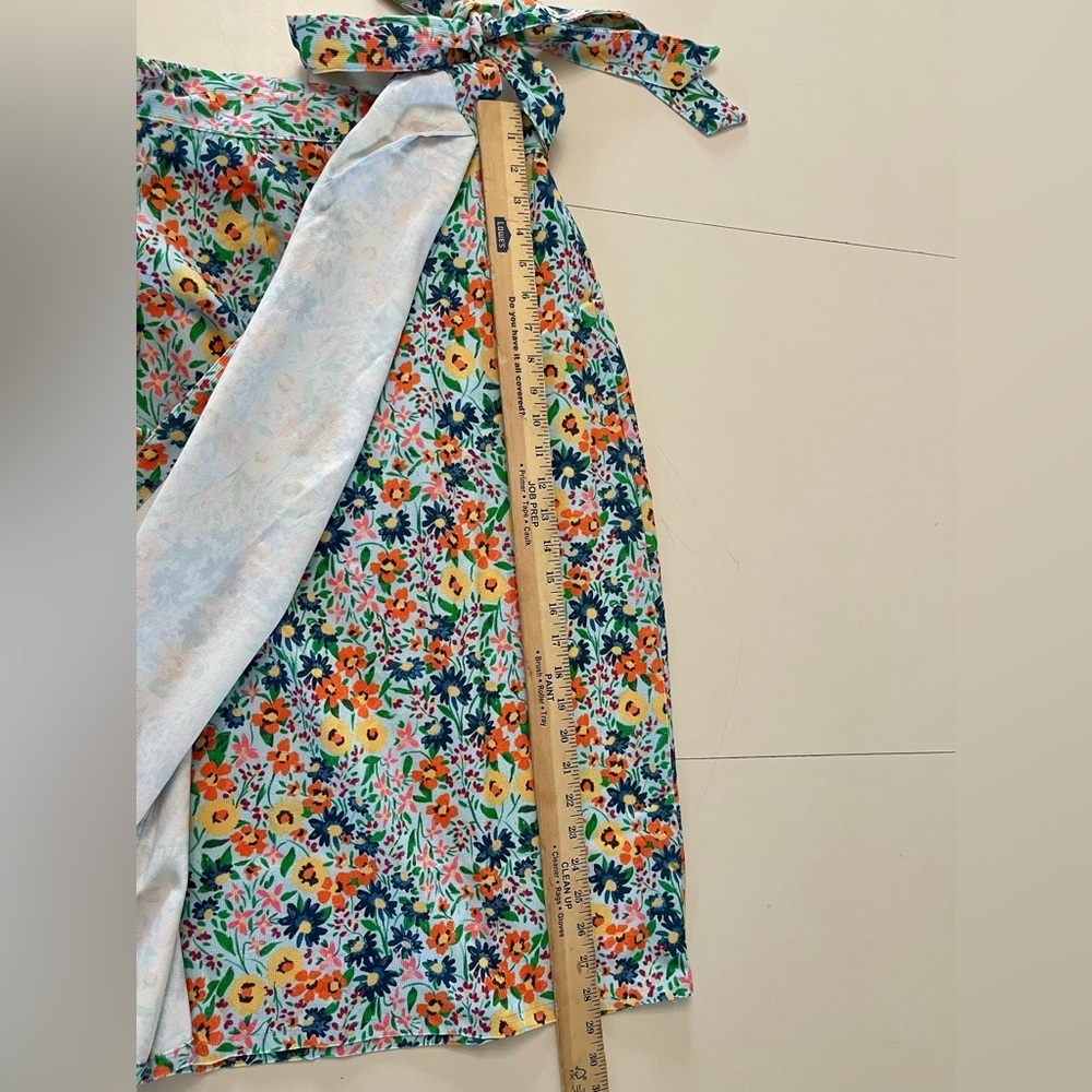 Evy's Tree The Renata Colorful Floral Wrap Skirt Size M - Picture 8 of 11